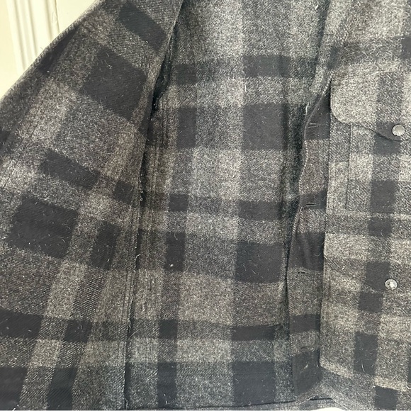 Filson Mackinaw Cruiser Jacket Gray Check Wool Size 36 - Picture 4 of 7